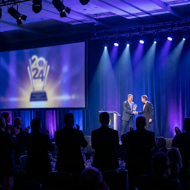 公司荣获"年度最佳技术服务商"称号